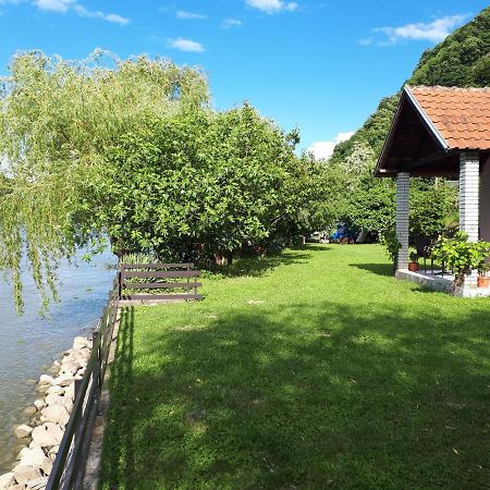 Dedin Raj Villa Golubac Exterior photo